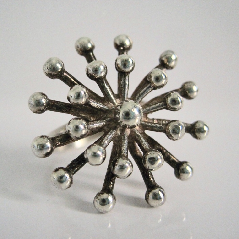 Vintage Sterling Silver Starburst Ring Size 6